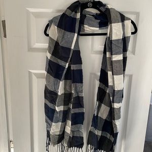 Plaid women’s Scarf
